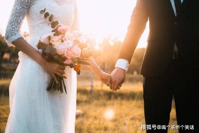 这个效果在ps里面是怎么做出来的？