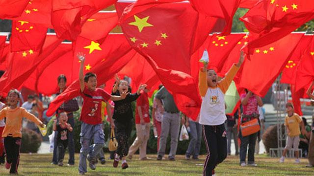 2位幸运的陕西男人，他们都娶了“跳水皇后”，太幸福了