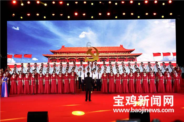 他们正在学校打扫教室的英语疑问句？