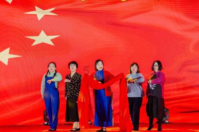 堂舅要参加堂外甥的婚礼吗？游戏画面