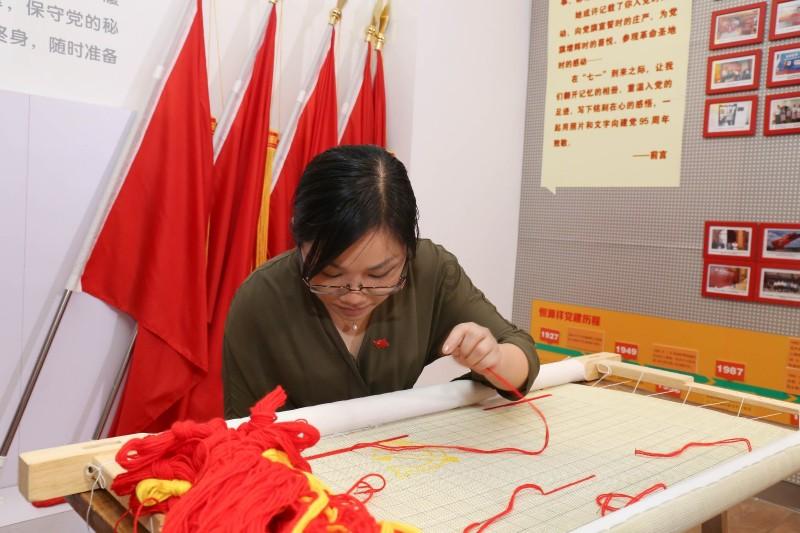 语言污蔑正在执行职务的警察是违法吗?游戏画面