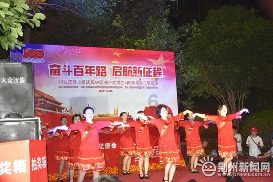 广东男篮遭受爆冷！妖星连续两场攻下114分，无法抵挡，杜锋的用人有待商榷