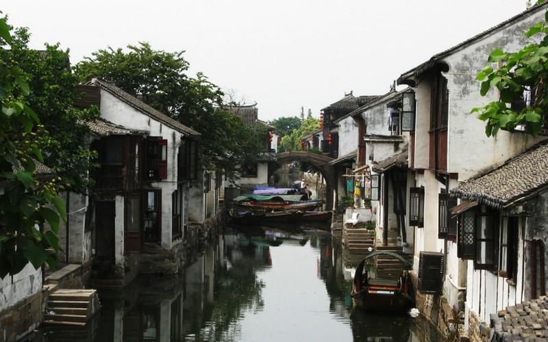 “聚合力凝民心”通化县东安街道东生社区召开“大党委”党建联席会议